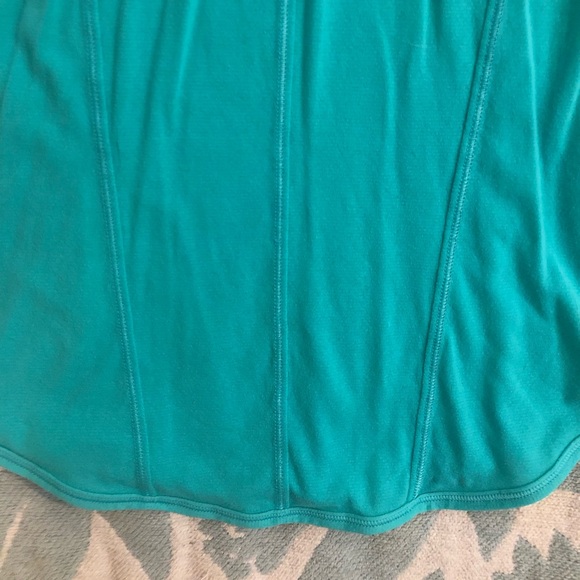 Lululemon Roll Out Tank with built in bra - Picture 8 of 16